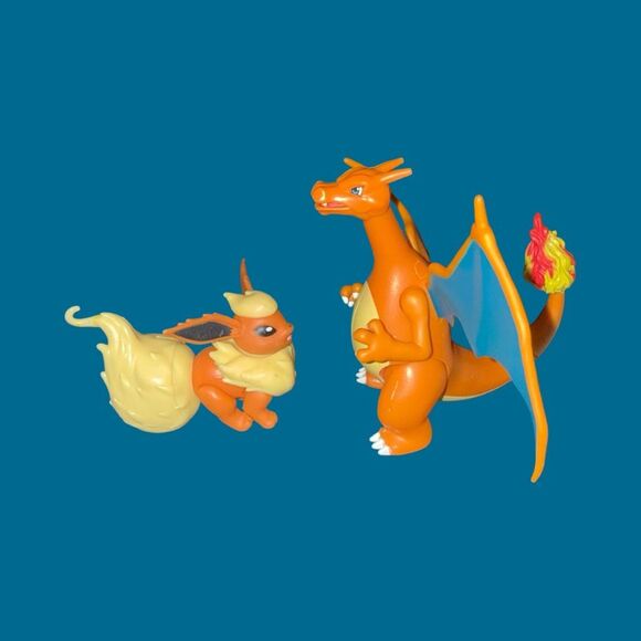 Jazwares PoKéMoN Battle Feature Charizard Evee Flaron Deluxe Figures 4.5’ A31 - Picture 5 of 11